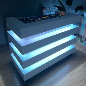 Wit luxe DJ booth met LED